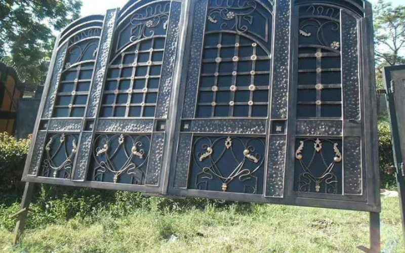 Gates and Fences in Kenya