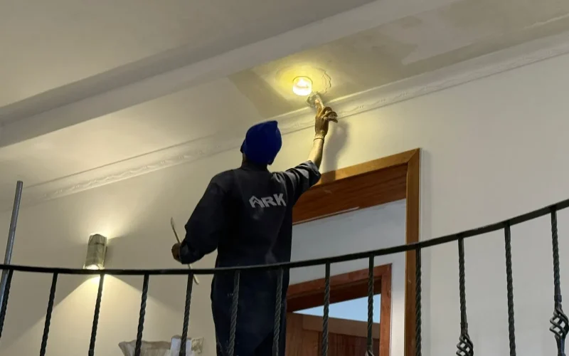 Ceilings and wall skimming